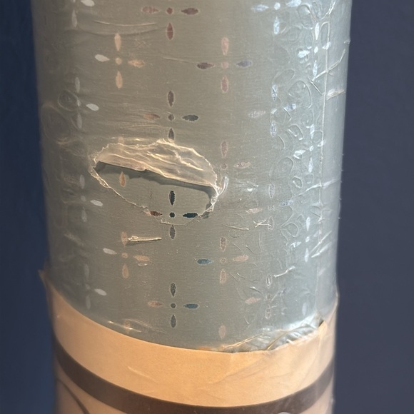 Vintage blue wall covering silver accents RQ 7185 Run #1 Lot 3 size 33 x 20.5” - Picture 3 of 9